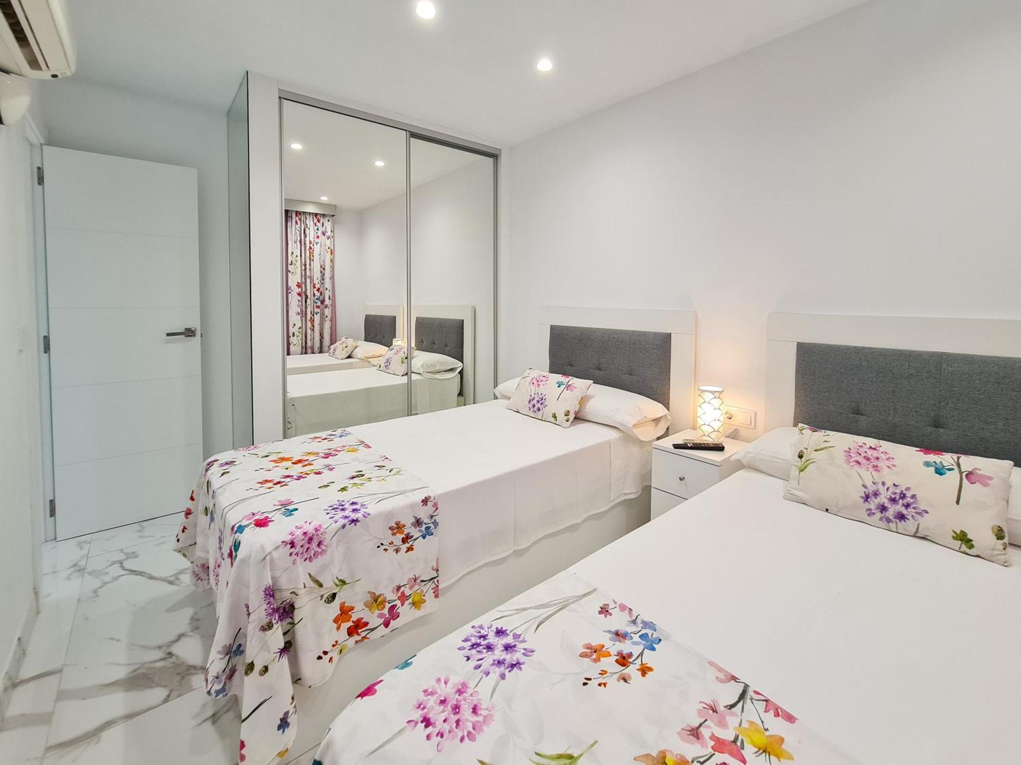 Apartamento Edificio Astoria Benidorm Zewnętrze zdjęcie
